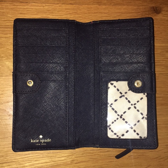 Kate Spade Wallet - Picture 2 of 6